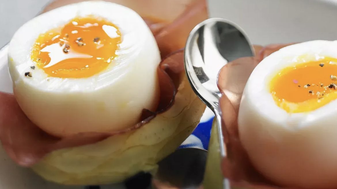 Aliments riches en choline pour soutenir le développement du cerveau du bébé pendant la grossesse.