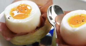 Aliments riches en choline pour soutenir le développement du cerveau du bébé pendant la grossesse.