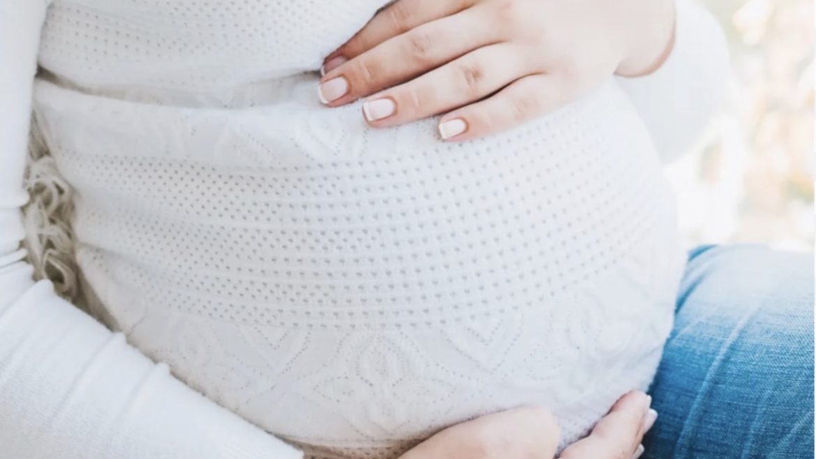 Compléments alimentaires et grossesse : conseils d'une naturopathe à Annecy